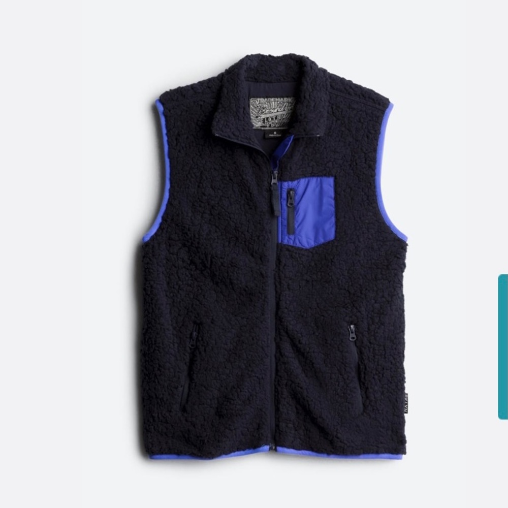NWT boys fleece vest